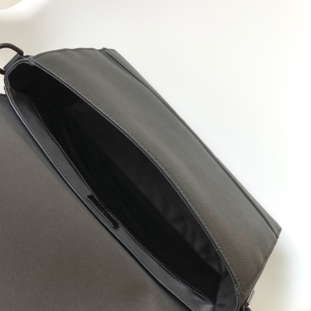 LV Takeoff Messenger Bag - Replica Luxury Bags™