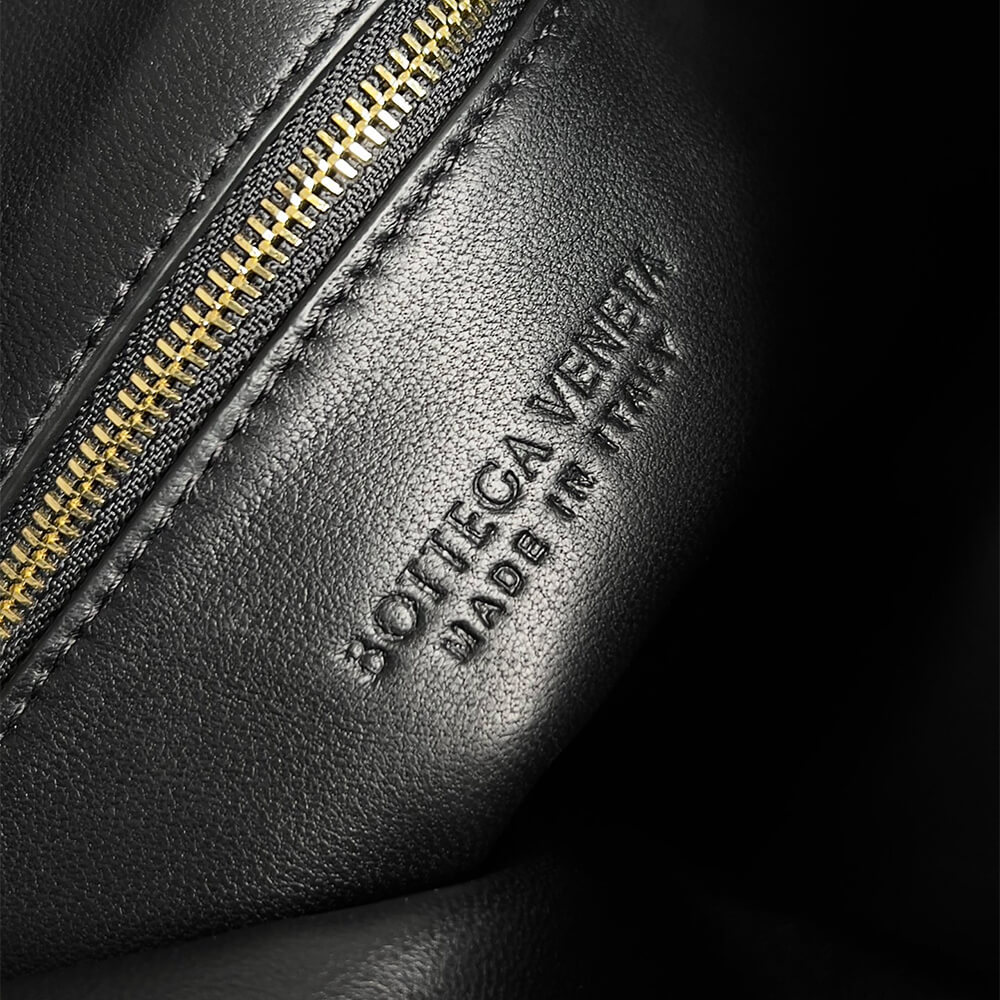 Bottega Veneta Large Hop Bag - Replica Luxury Bags™