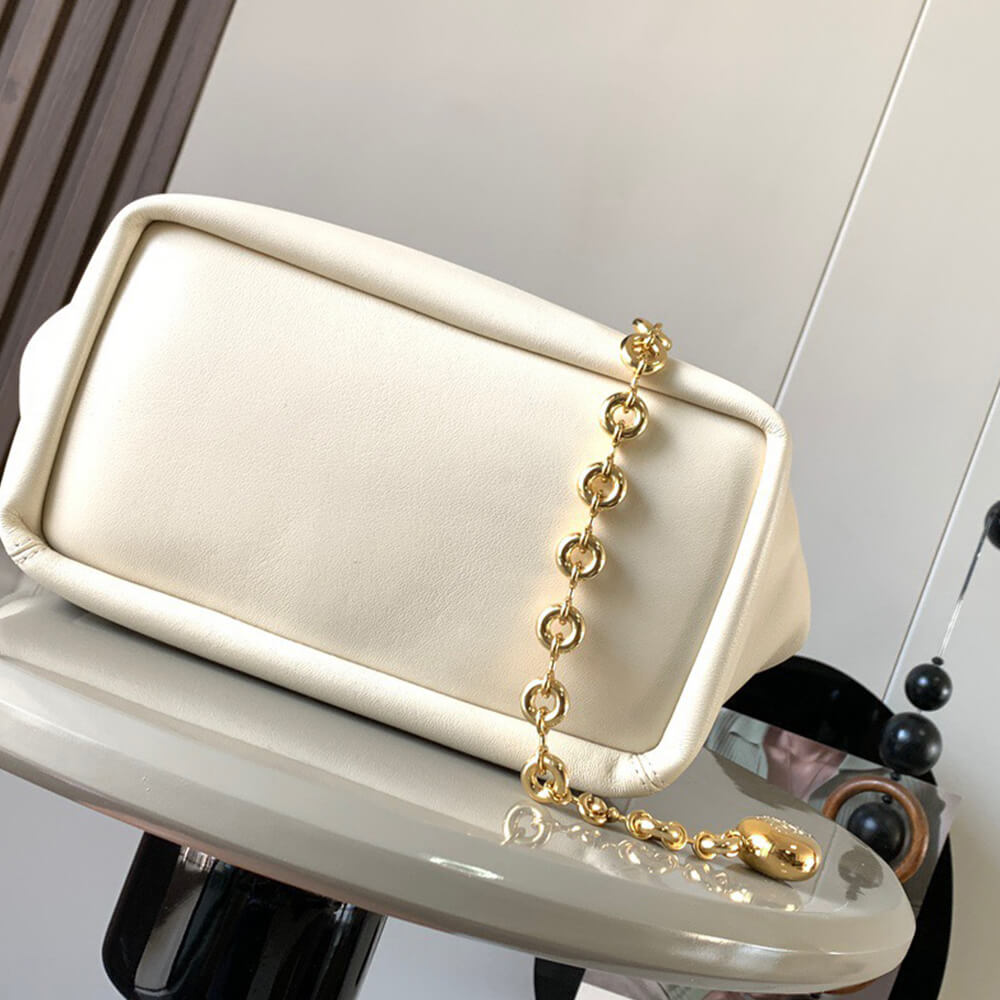 Loewe Small Squeeze bag in nappa lambskin - Replica Luxury Bags™