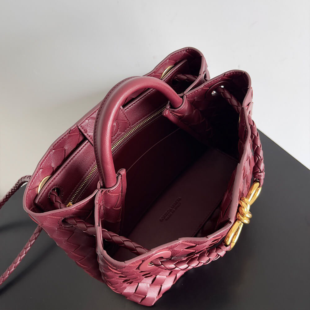 Bottega Veneta Small Andiamo Bag - Replica Luxury Bags™