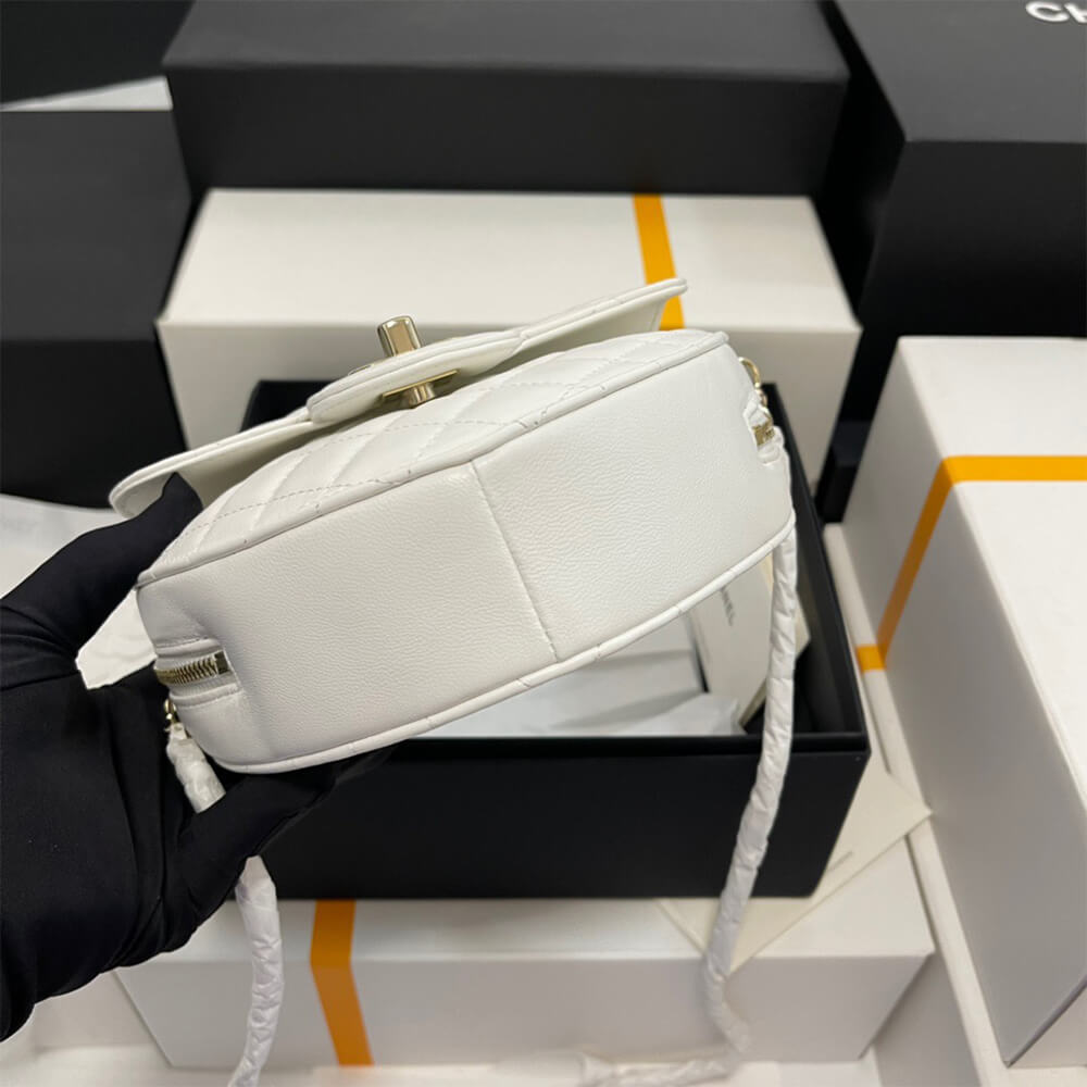 Chanel 22s Heart Bag - Replica Luxury Bags™