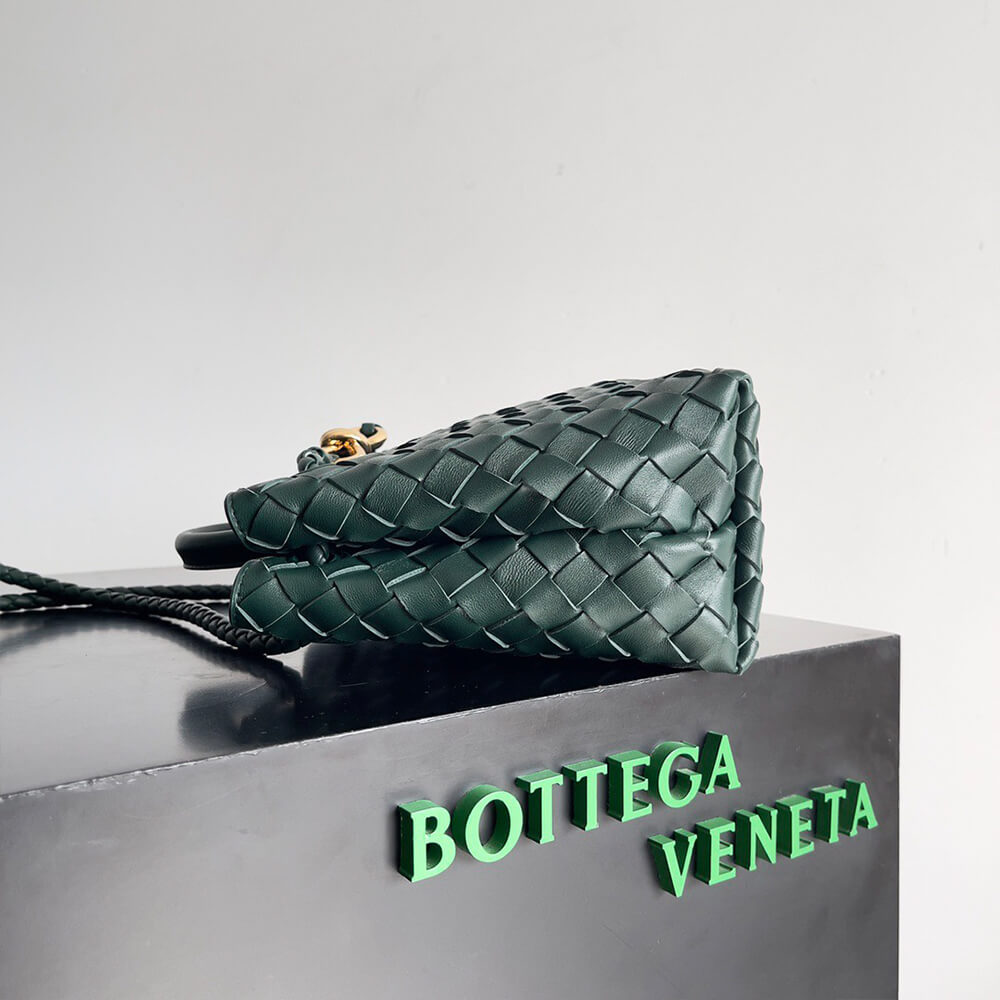 Bottega Veneta Small Andiamo Bag - Replica Luxury Bags™