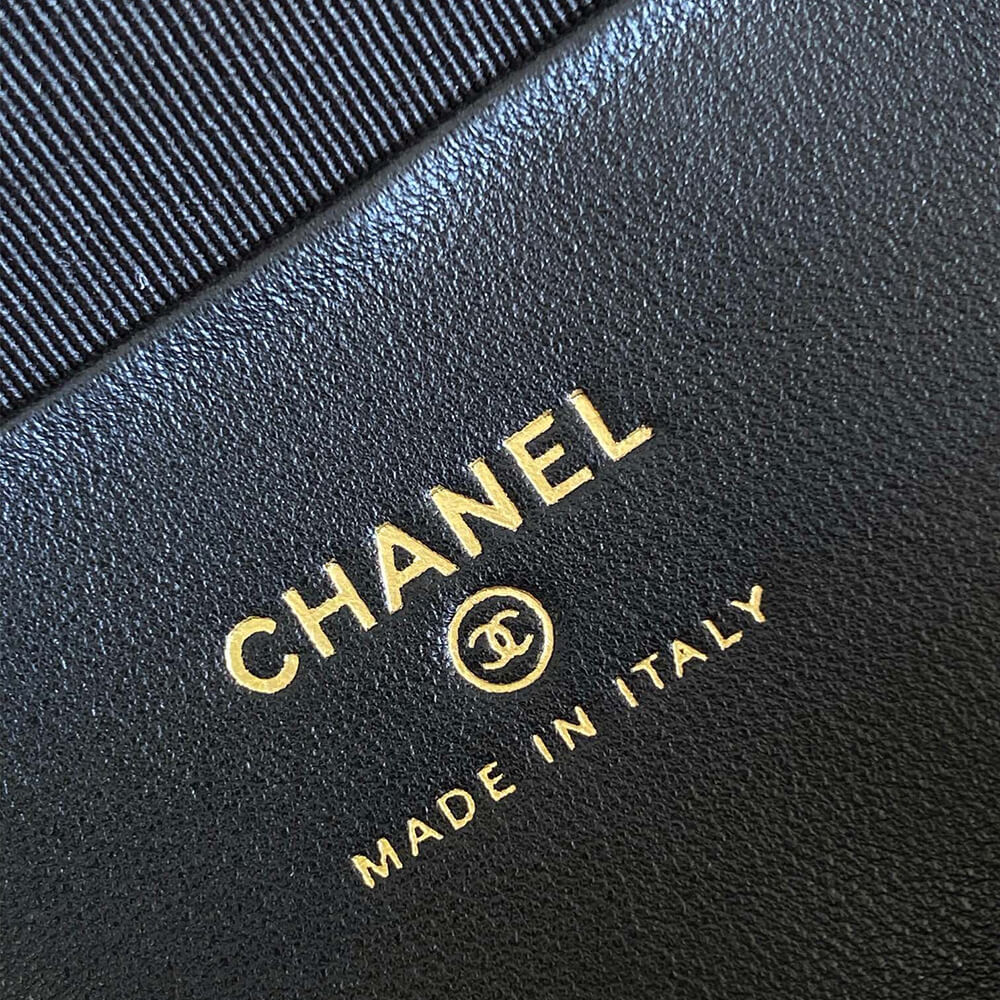 Chanel Large Clutch Bag With Chain - Replica Luxury Bags™