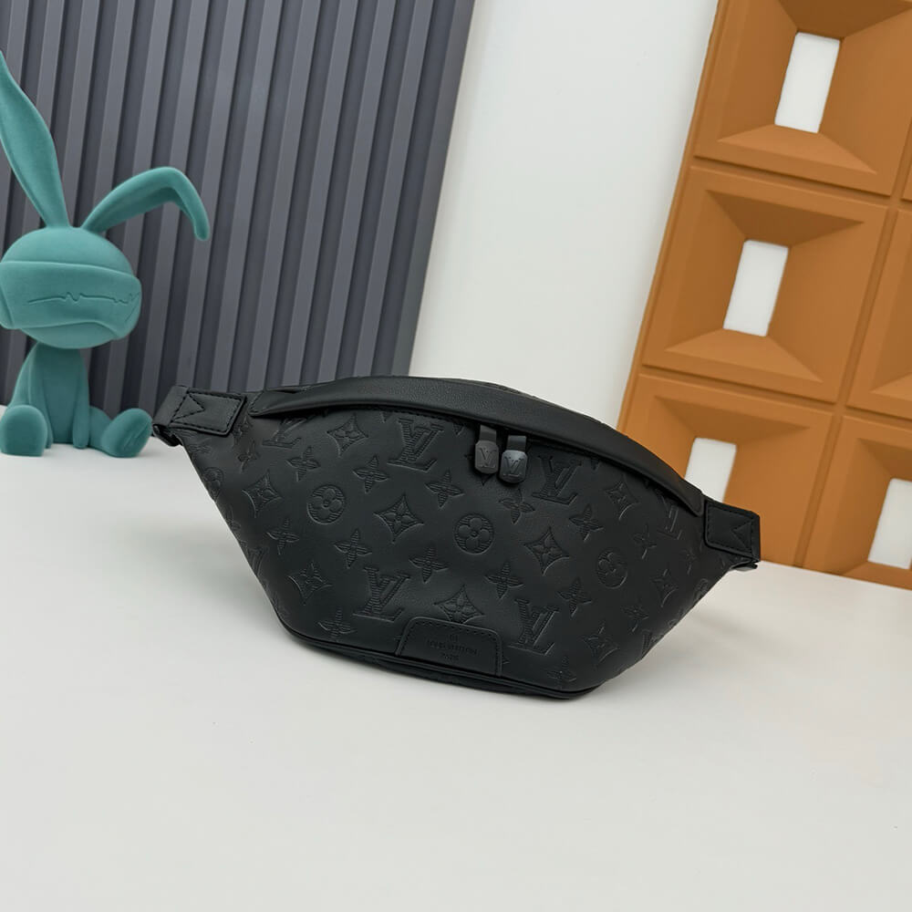 LV Discovery Bumbag - Replica Luxury Bags™