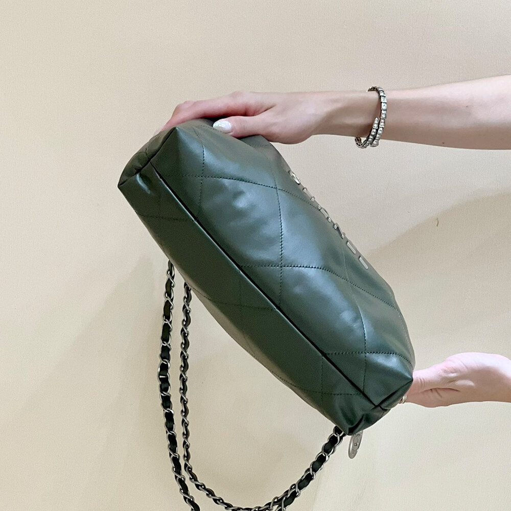 CHANEL 22 HANDBAG - Replica Luxury Bags™