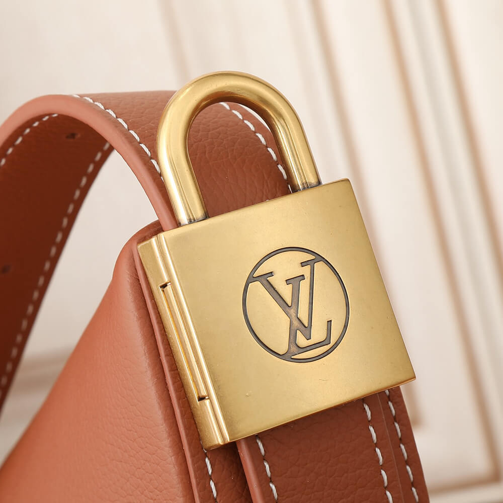 LV Low Key Bumbag - Replica Luxury Bags™