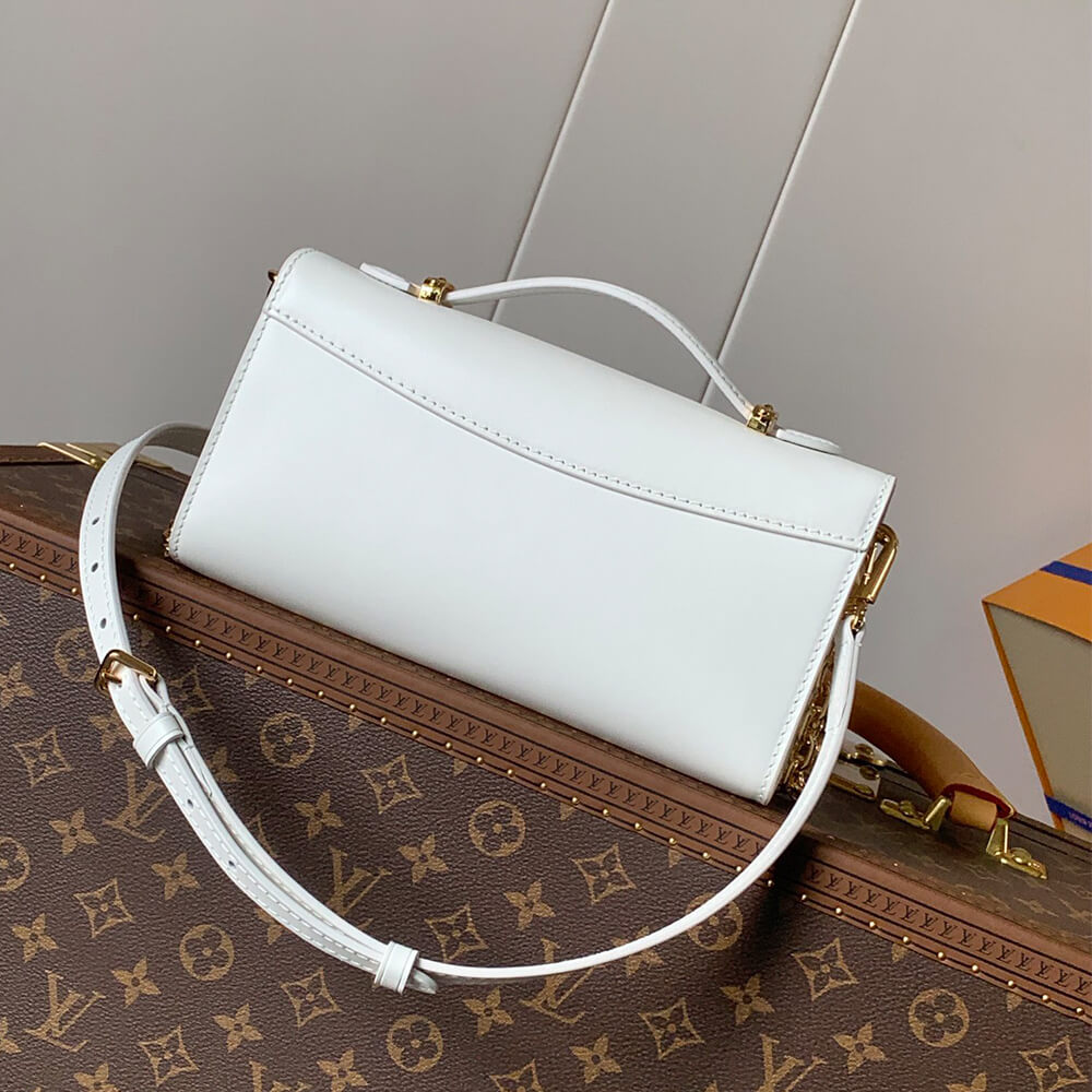 LV Wallet On Chain Capucines Bag - Replica Luxury Bags™