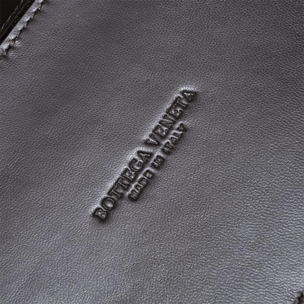 Bottega Veneta Medium Andiamo Bag - Replica Luxury Bags™
