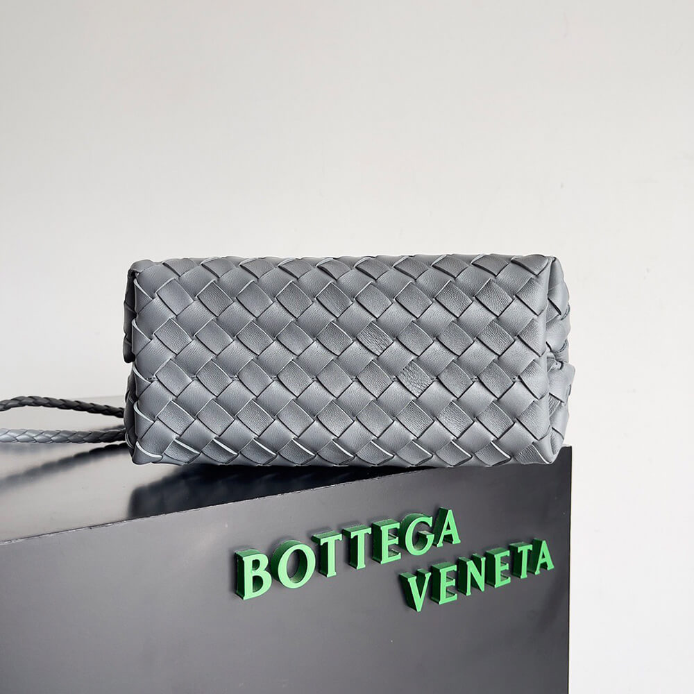 Bottega Veneta Small Andiamo Bag - Replica Luxury Bags™