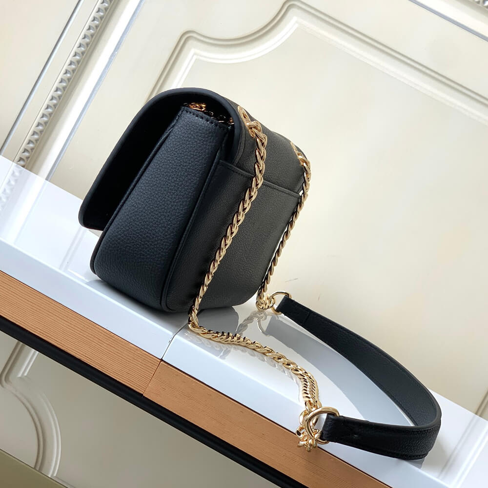 LV LockMe Chain Bag East West - Replica Luxury Bags™