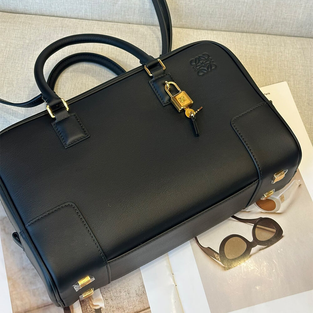 Loewe Amazona 28 Bag in Nappa Calfskin - Replica Luxury Bags™