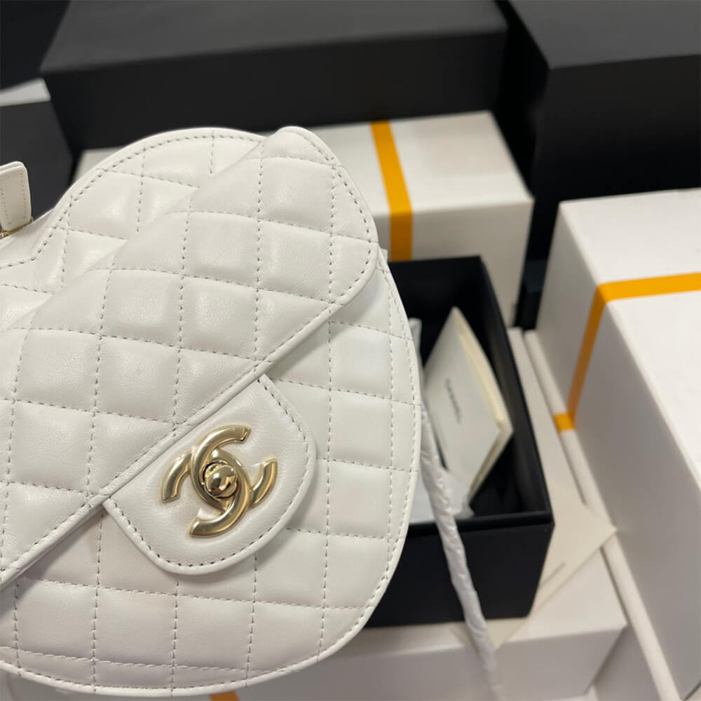 Chanel 22s Heart Bag - Replica Luxury Bags™