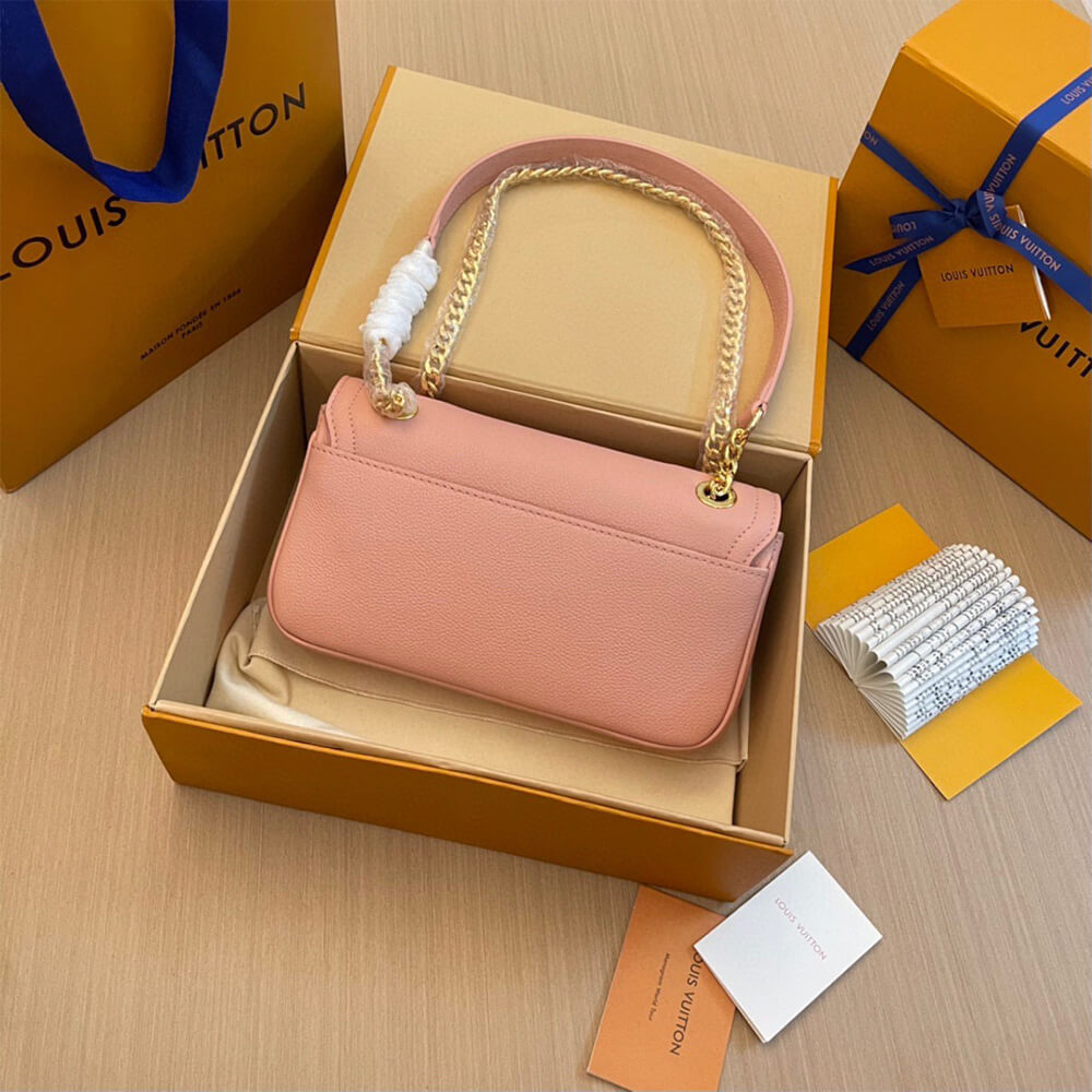 LV LockMe Chain Bag East West - Replica Luxury Bags™