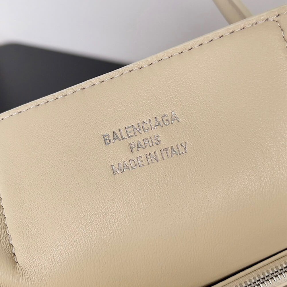 Balenciaga Bel Air Medium Carry All Bag - Replica Luxury Bags™