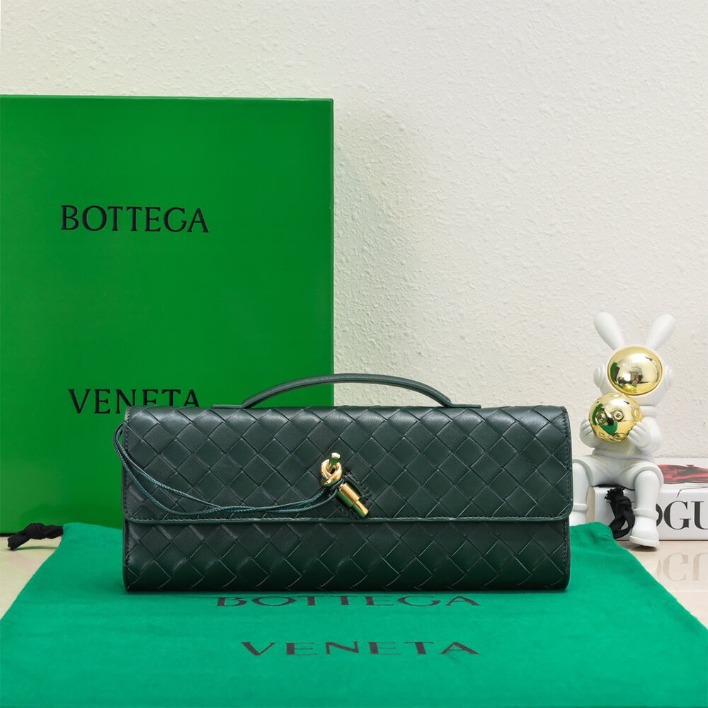 Bottega Veneta Andiamo Clutch Bag - Replica Luxury Bags™
