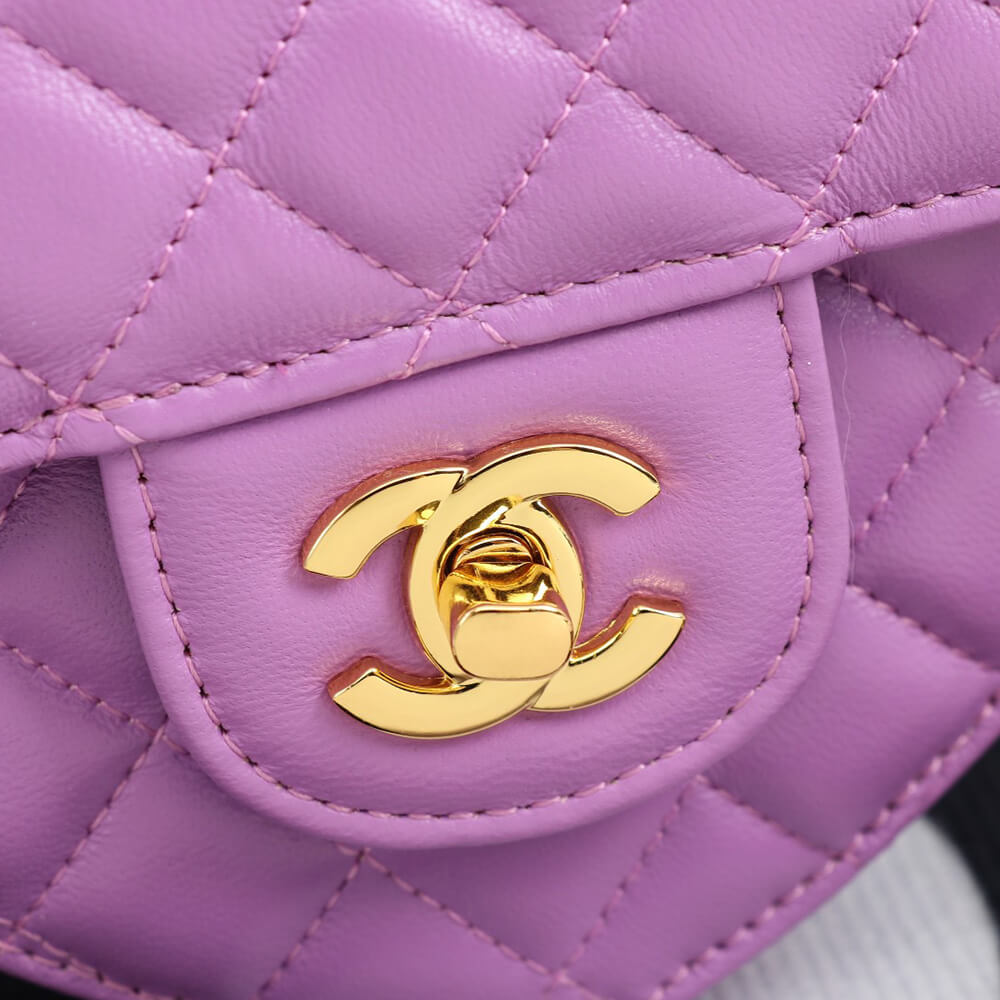 Chanel 22s Heart Bag - Replica Luxury Bags™