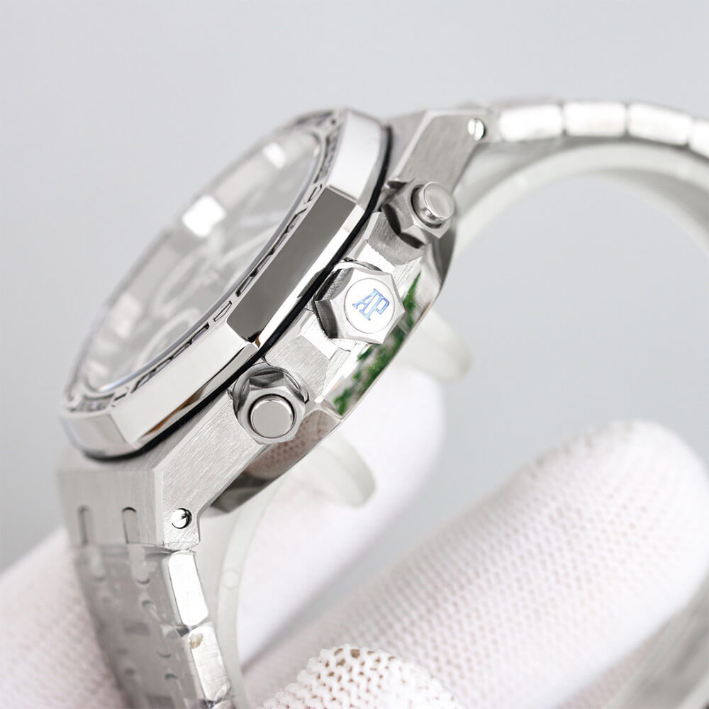 Audemars Piguet Royal Oak 26715BC - Replica Luxury Bags™