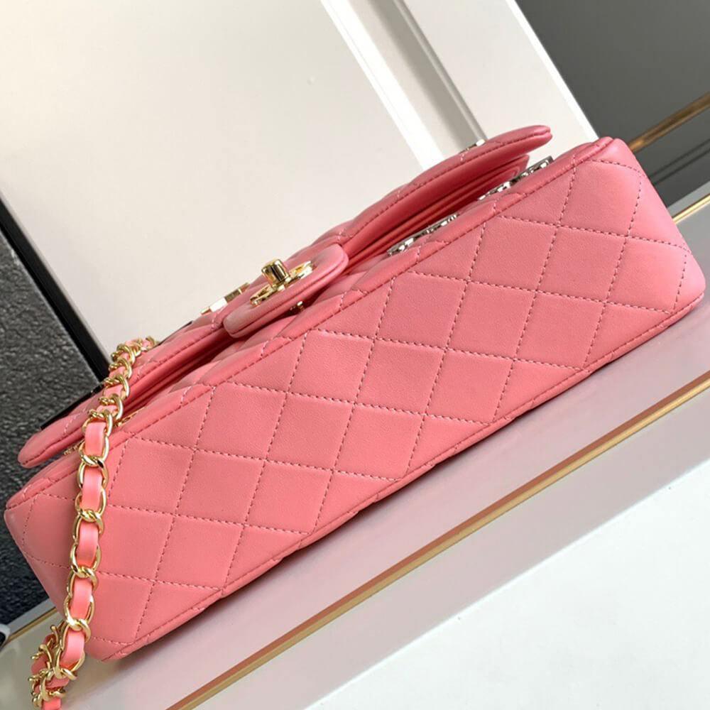 Chanel Classic Flap Medium Bag - Replica Luxury Bags™