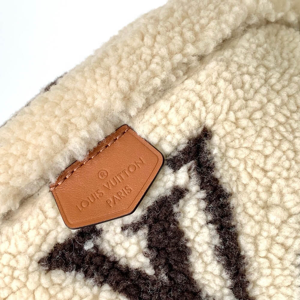 LV Bumbag - Replica Luxury Bags™