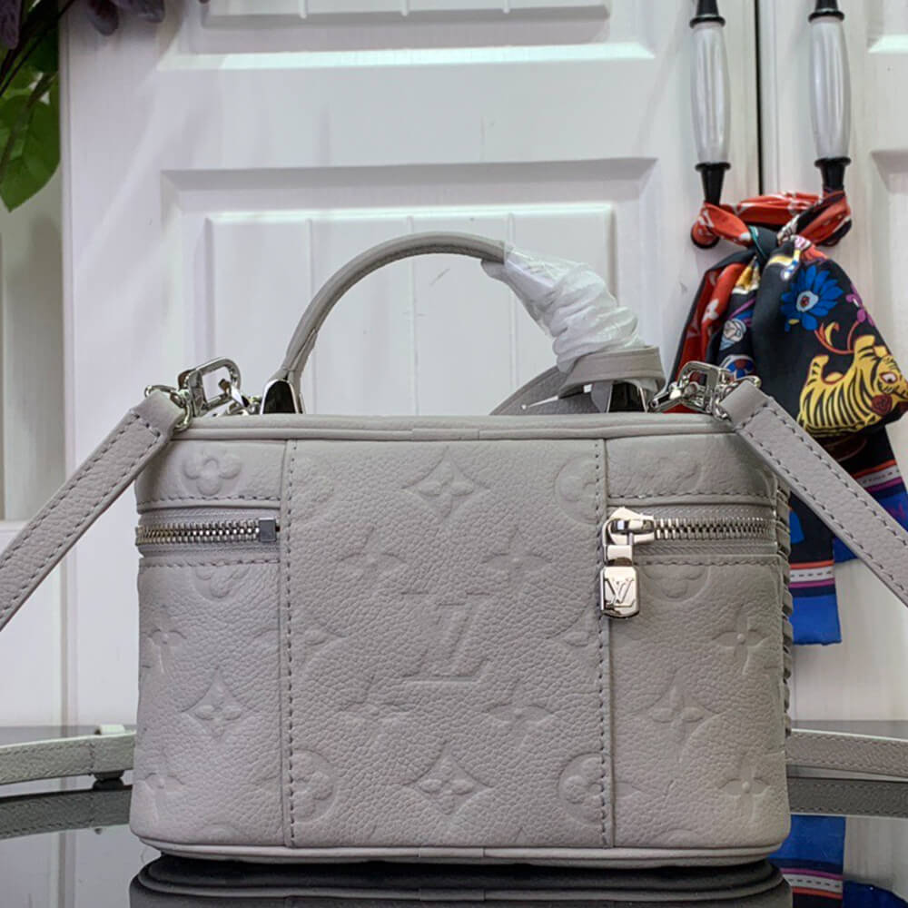 LV Vanity Chain Pouch Bag - Replica Luxury Bags™