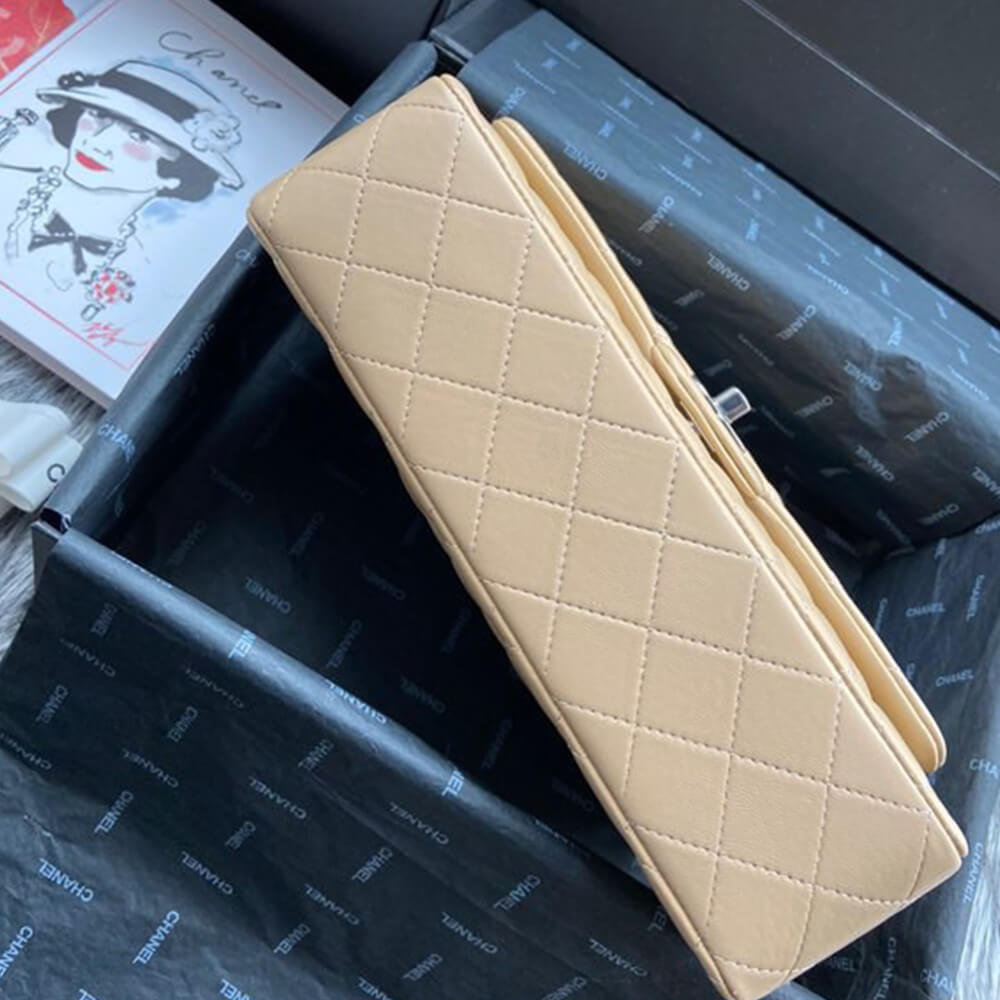 Chanel Classic Flap Medium Bag - Replica Luxury Bags™