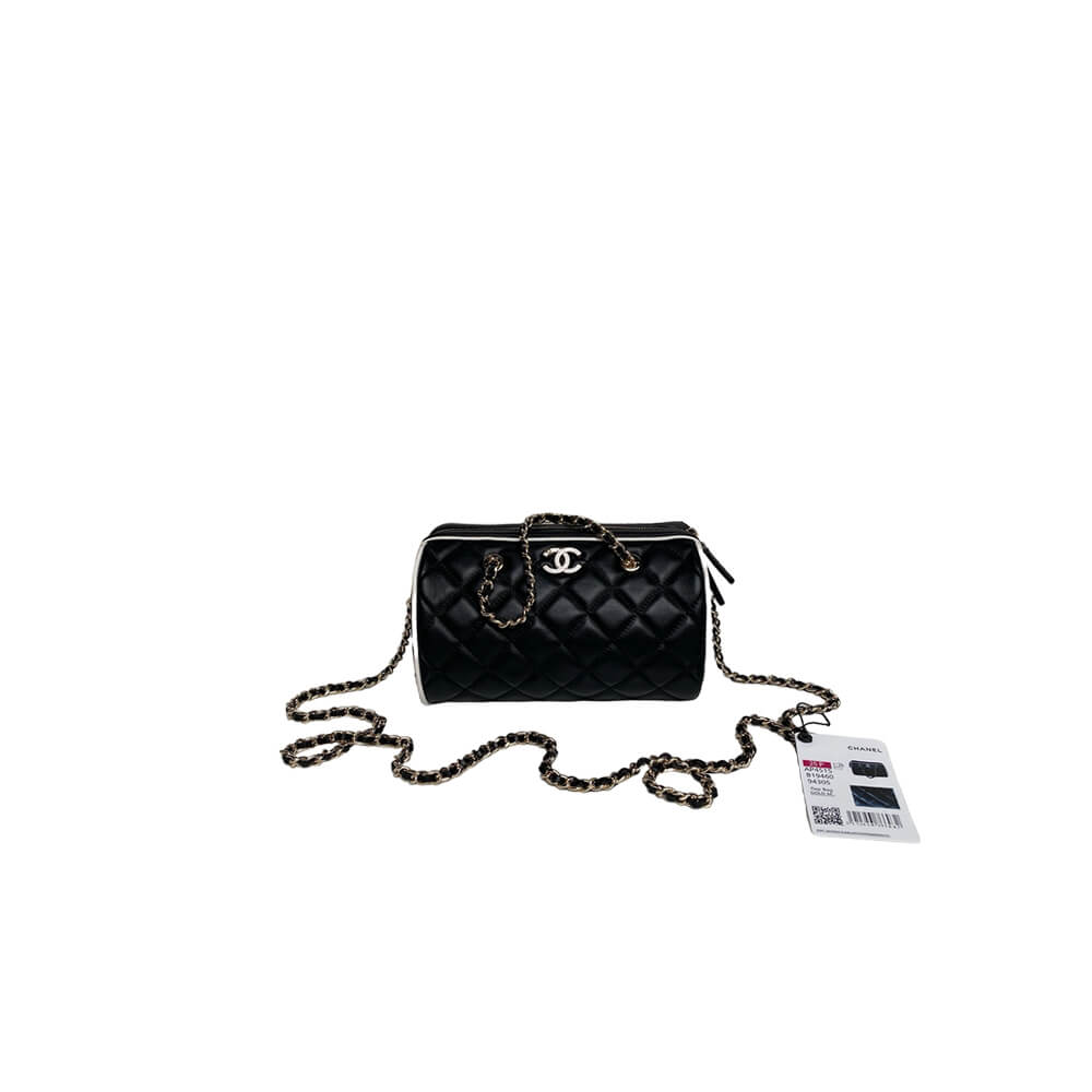 Chanel Clutch with Chain Bag - Replica Luxury Bags™