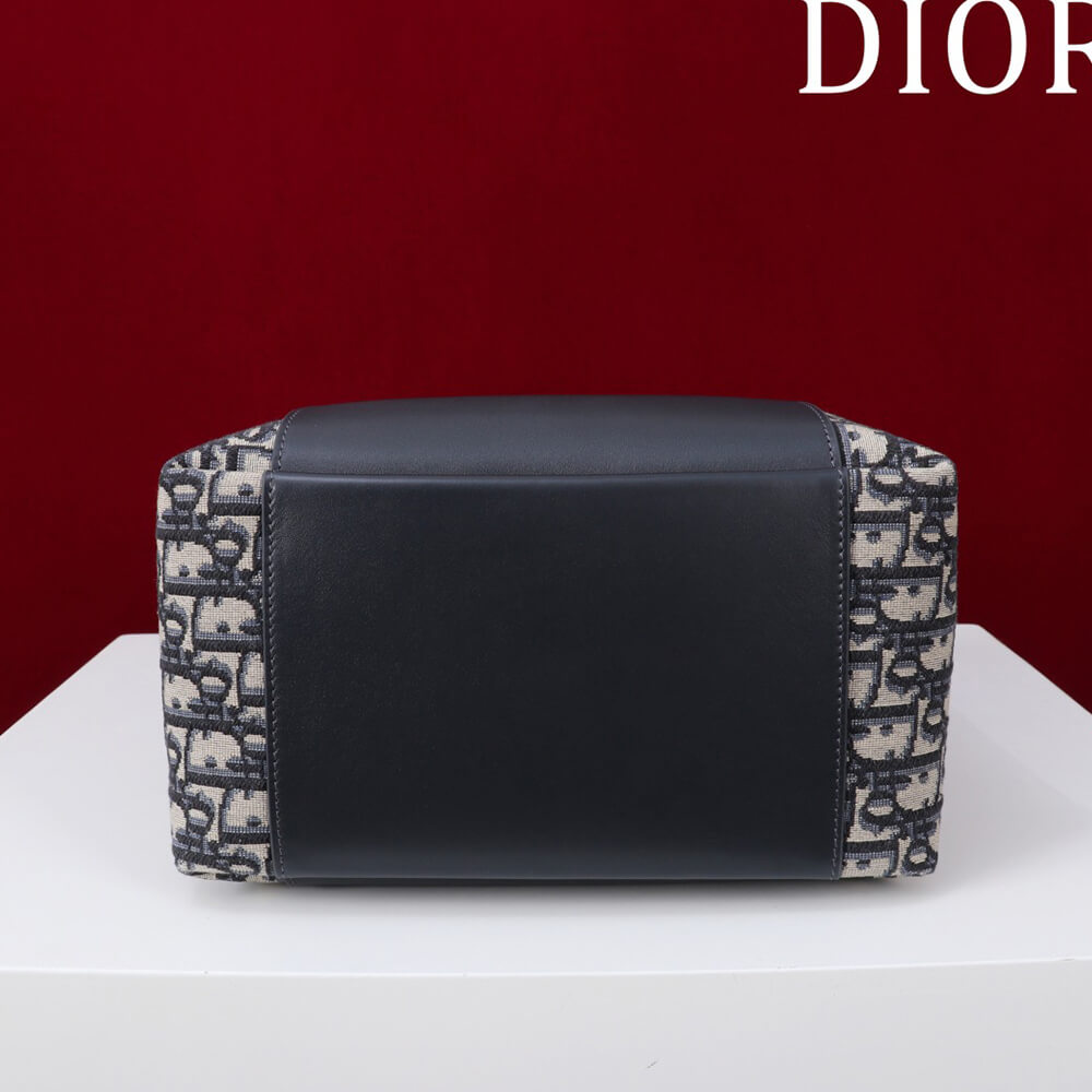 Dior Medium Signature Bucket Bag - Replica Luxury Bags™