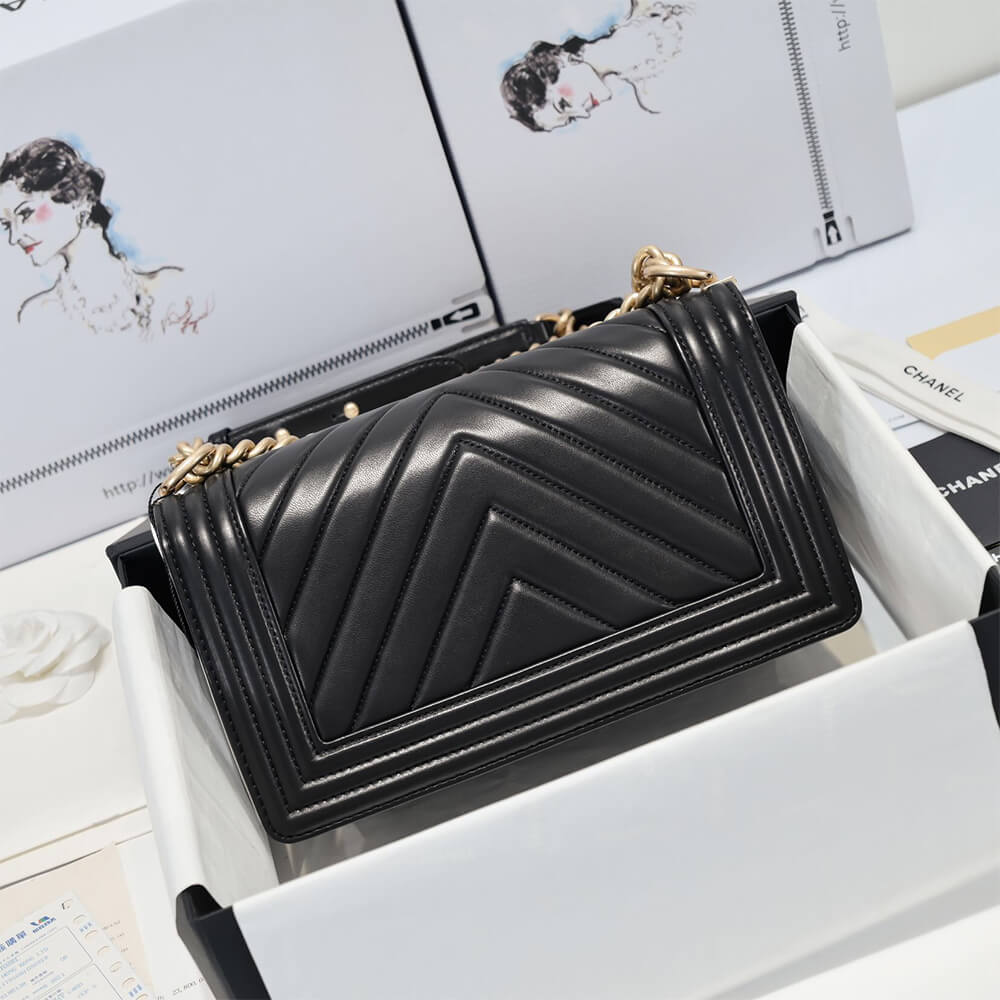 Chevron Boy Chanel Handbag - Replica Luxury Bags™