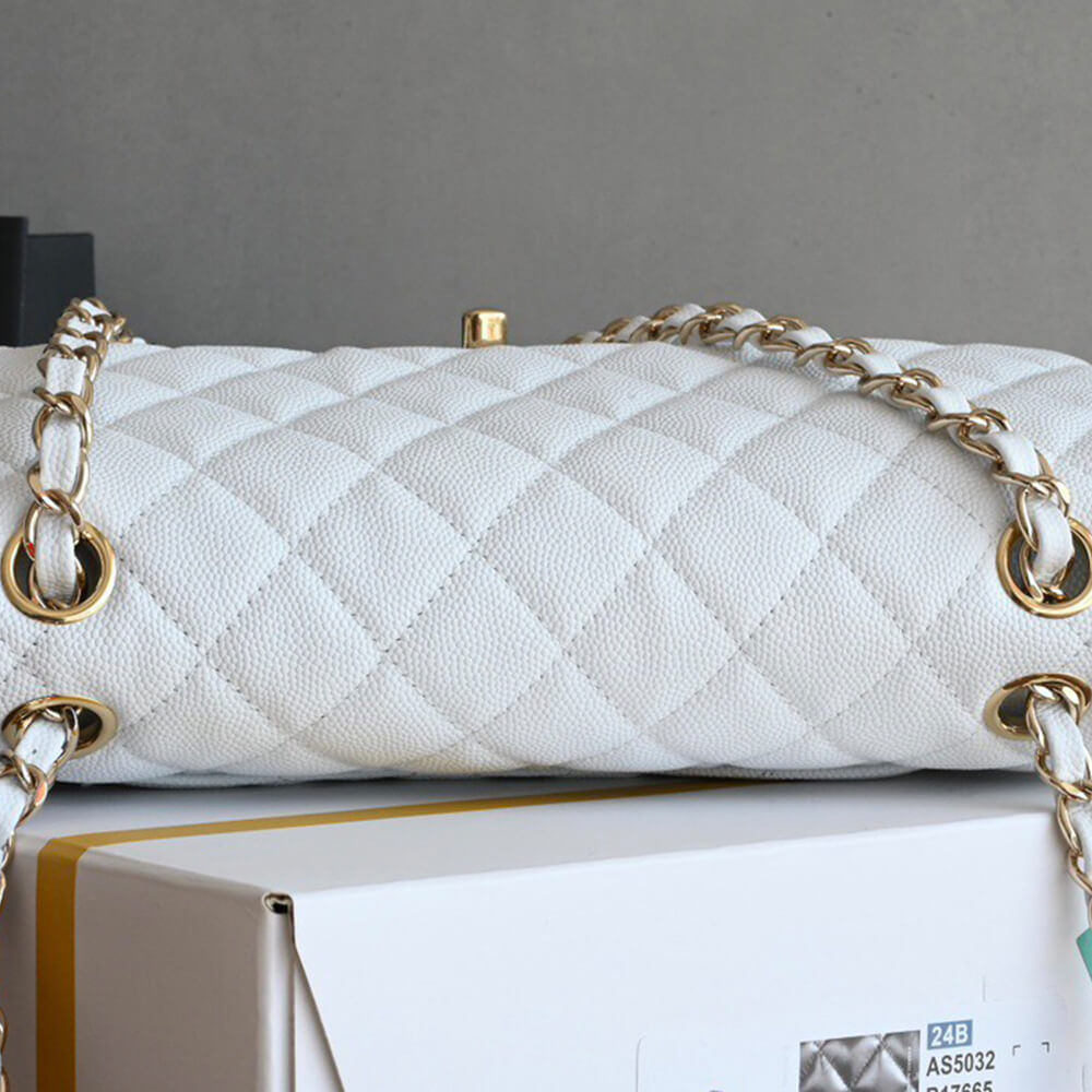 Chanel Classic Flap Handbag - Replica Luxury Bags™