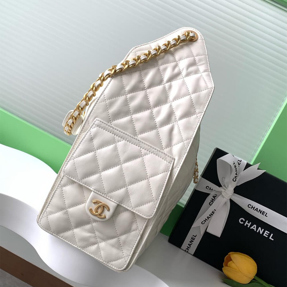 Chanel 25 Medium Handbag - Replica Luxury Bags™