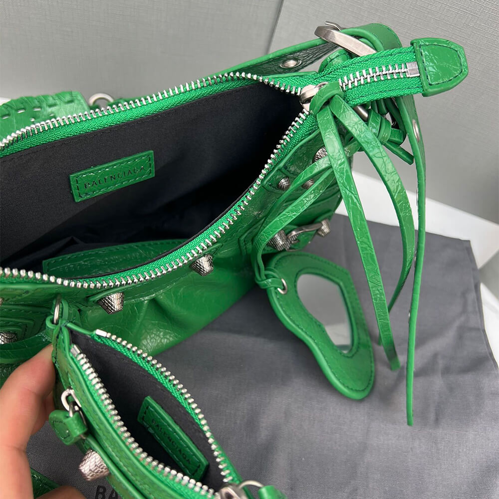 BALENCIAGA WOMEN S LE CAGOLE XS SHOULDER BAG - Replica Luxury Bags™