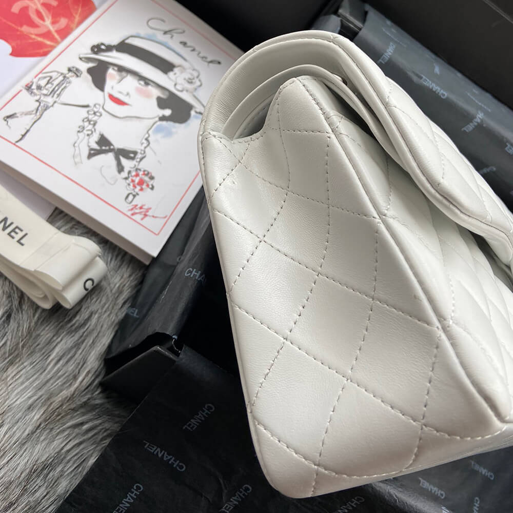 Chanel Classic Flap Medium Bag - Replica Luxury Bags™