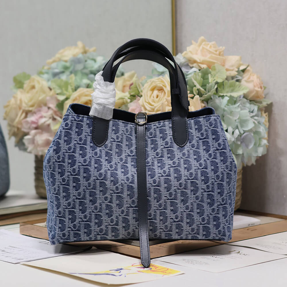 Medium Dior Toujours Bag - Replica Luxury Bags™