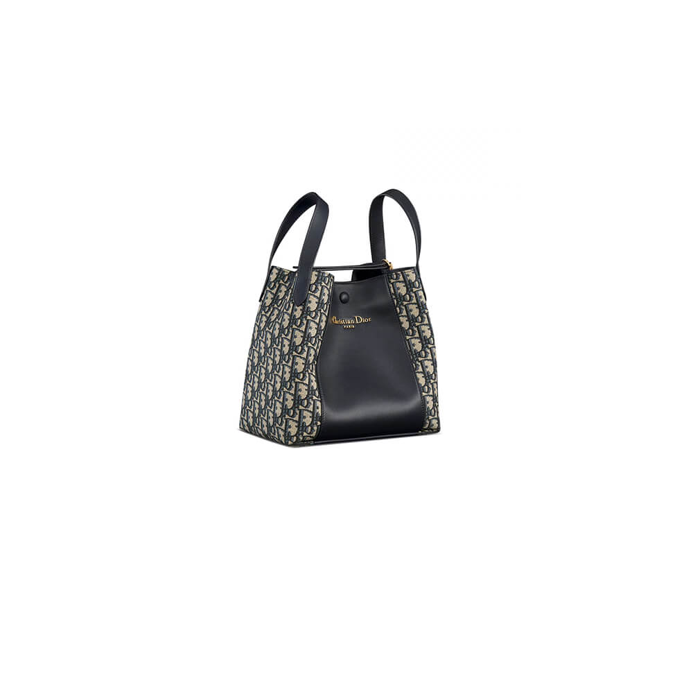 Dior Medium Signature Bucket Bag - Replica Luxury Bags™