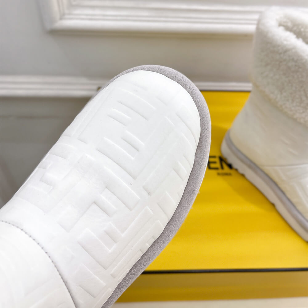 Fendi Apres Chic Shoes - Replica Luxury Bags™