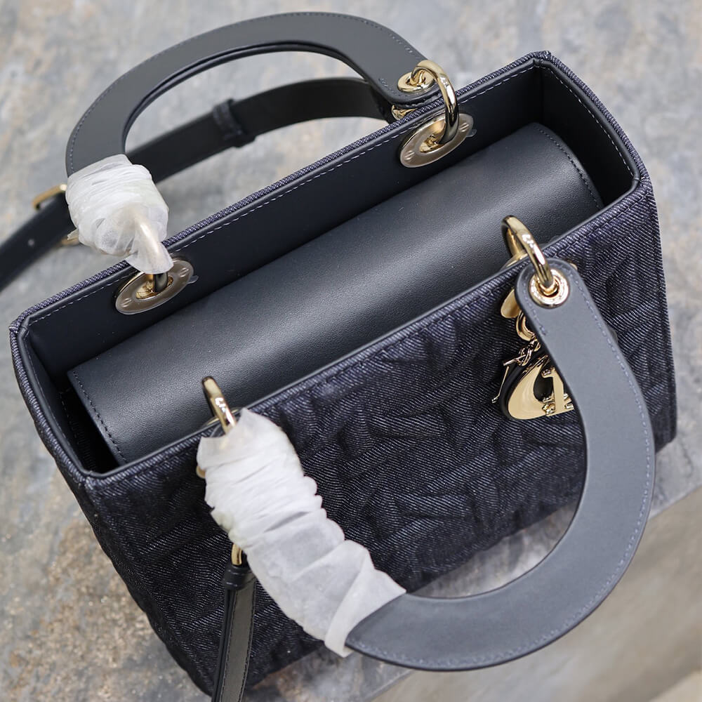 Medium Lady Dior Bag - Replica Luxury Bags™