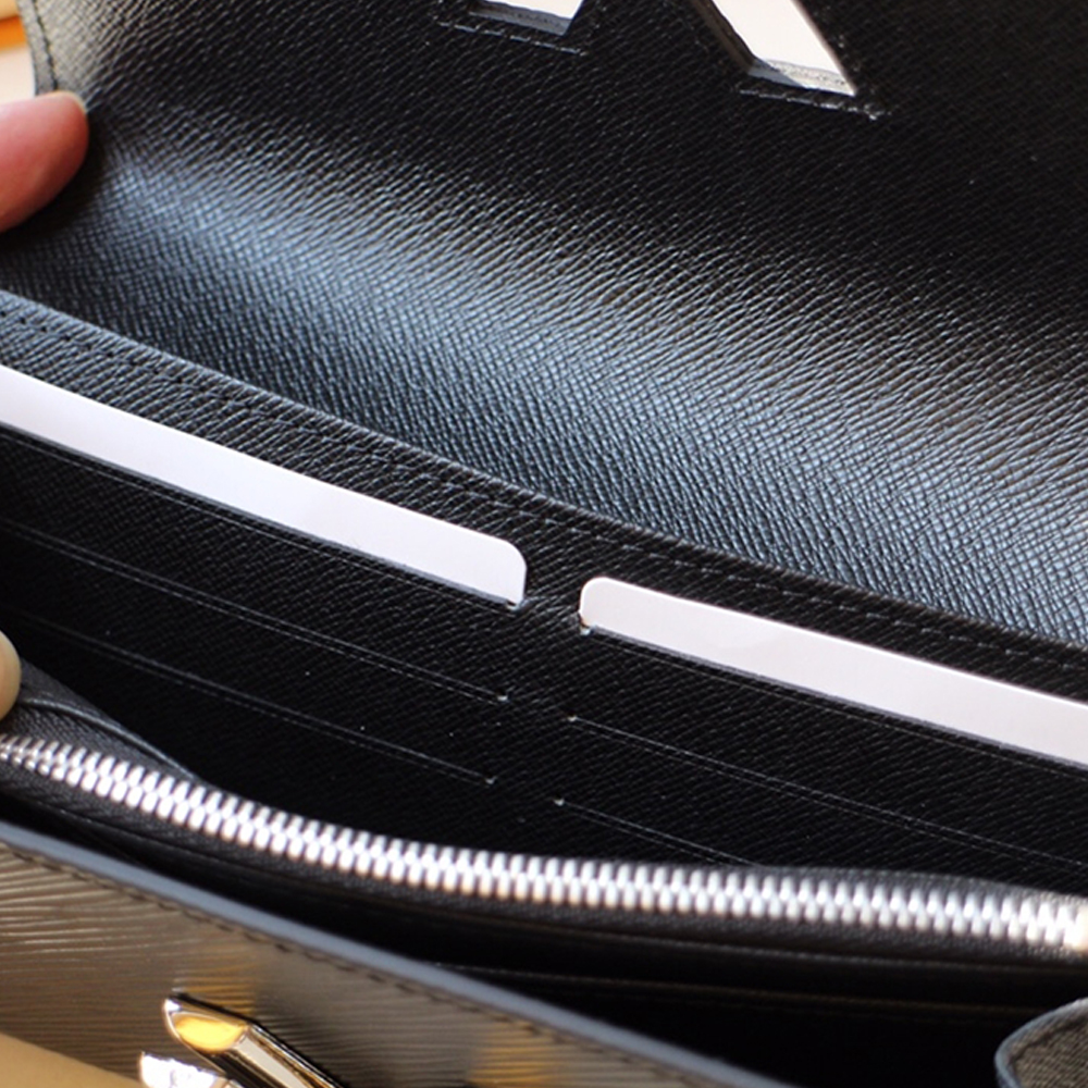 LV Twist Wallet Bag - Replica Luxury Bags™