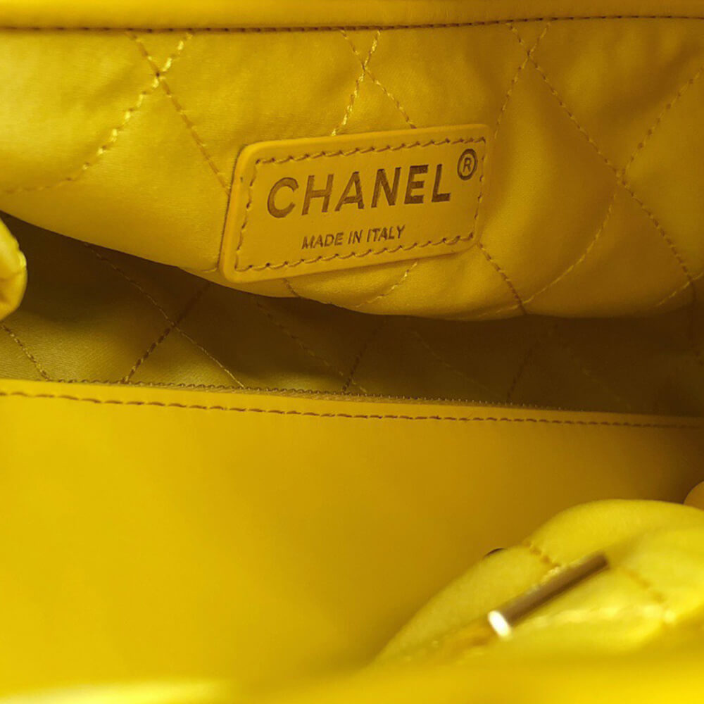Chanel 22 Small Handbag in Yellow with Gold Hardware - Replica Luxury Bags™