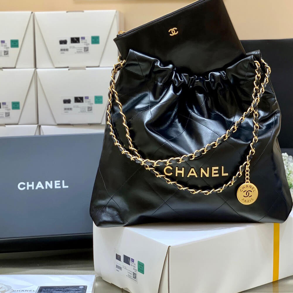 Chanel 22 Handbag - Replica Luxury Bags™