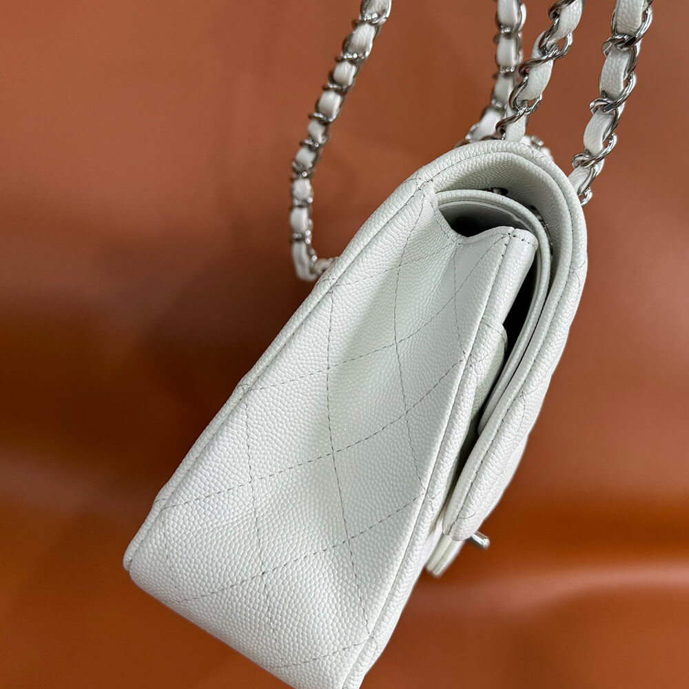 Chanel Classic Flap Handbag - Replica Luxury Bags™