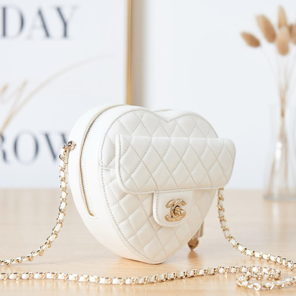 Chanel 22s Heart Bag - Replica Luxury Bags™