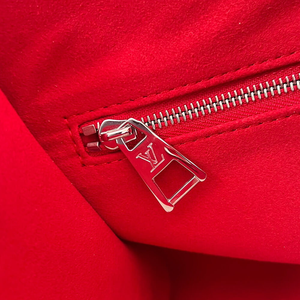 LV x YK OnTheGo PM Bag - Replica Luxury Bags™