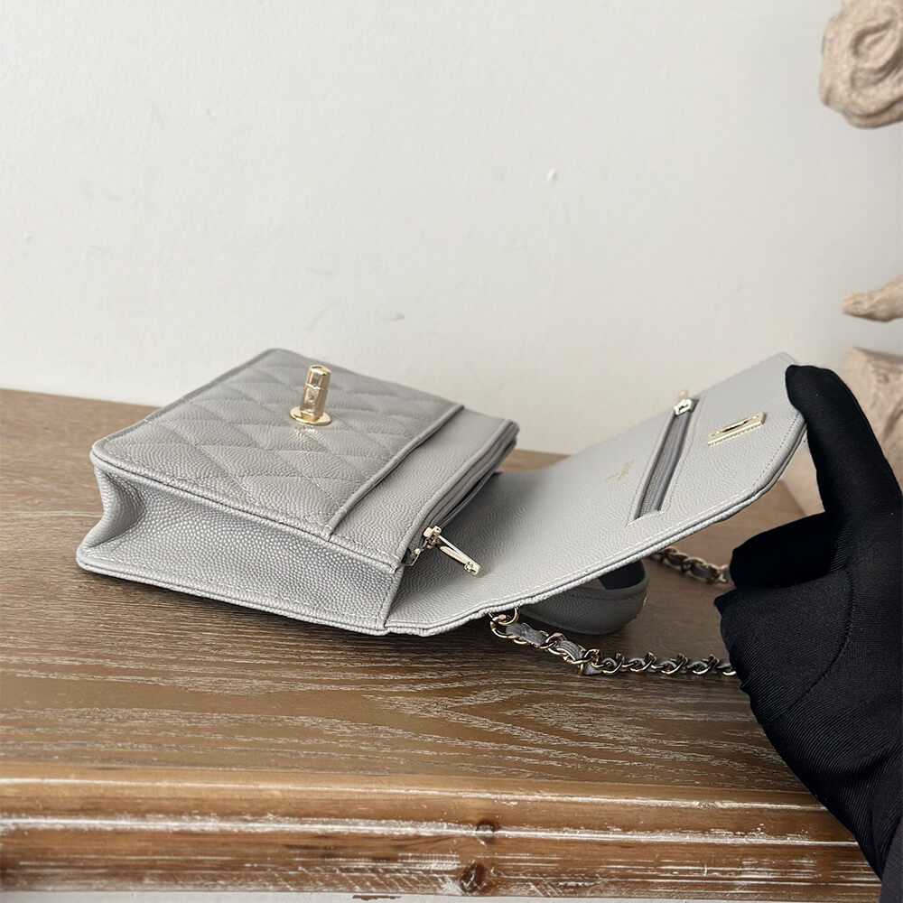 Chanel Clutch Bag With Chain - Replica Luxury Bags™