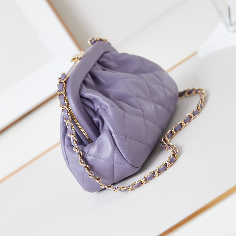 Chanel Clutch Bag with Chain - Replica Luxury Bags™