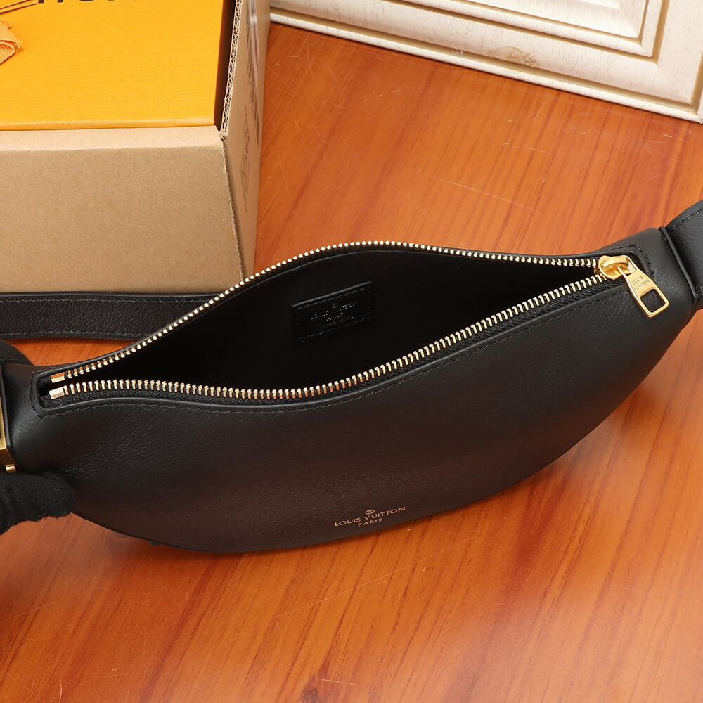 LV Low Key Bumbag - Replica Luxury Bags™