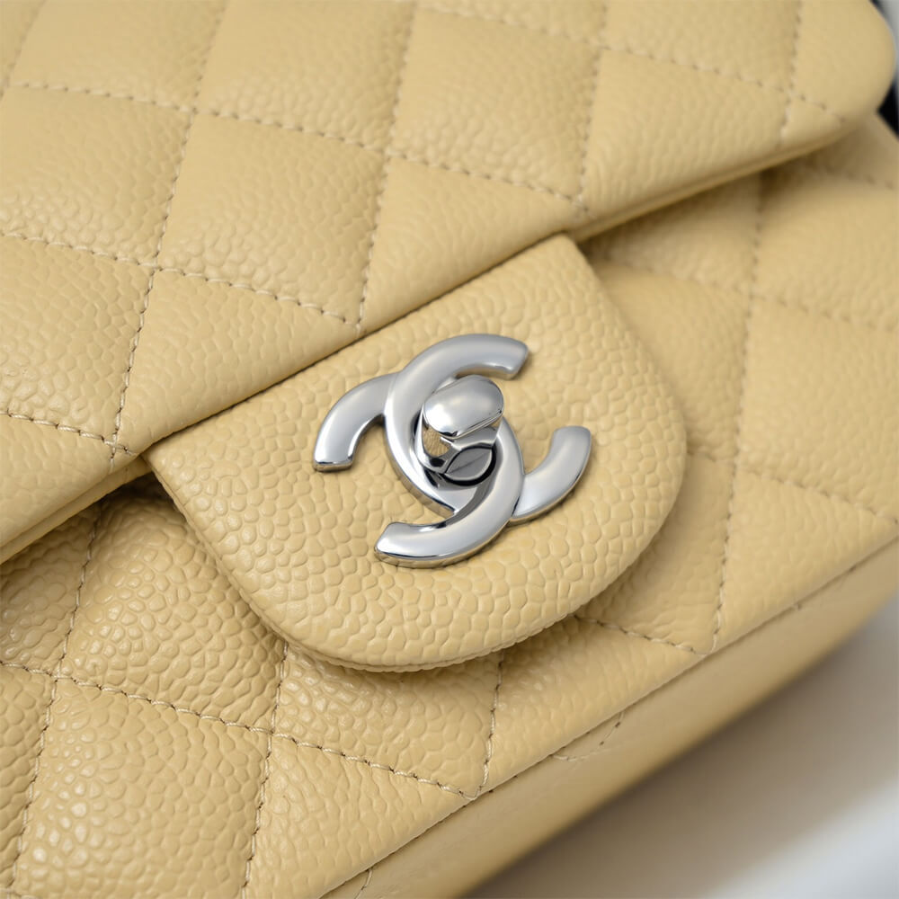 Chanel Mini Flap Bag - Replica Luxury Bags™