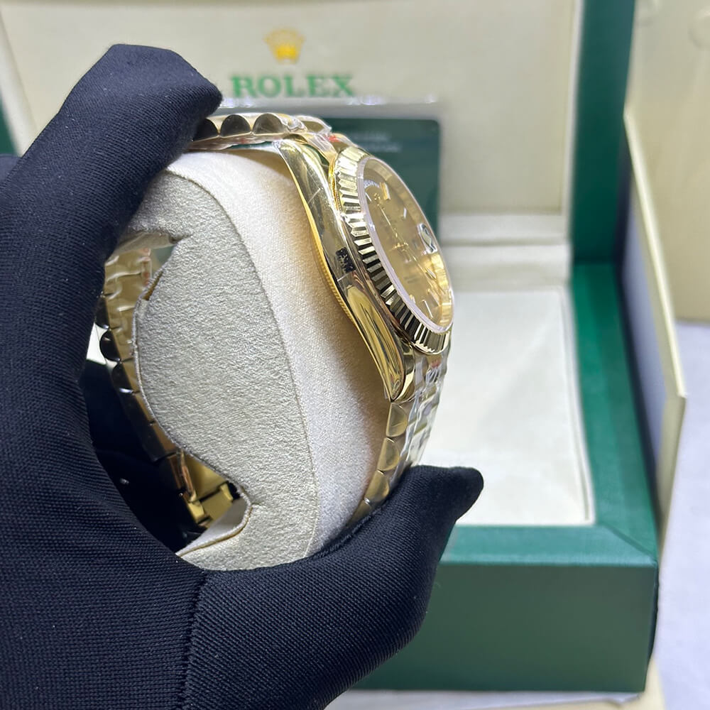 Rolex Day-Date 40 - Replica Luxury Bags™