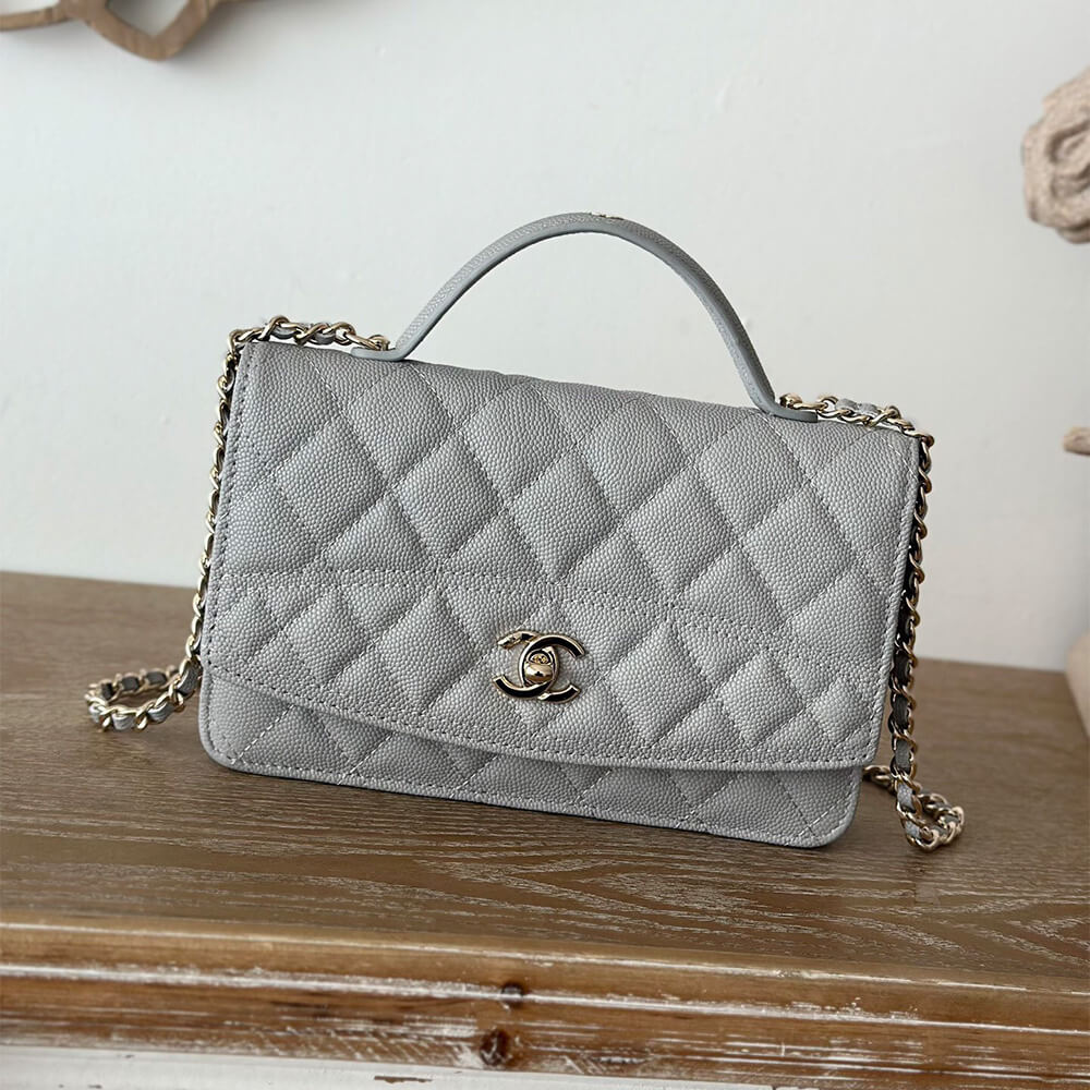 Chanel Clutch Bag With Chain - Replica Luxury Bags™