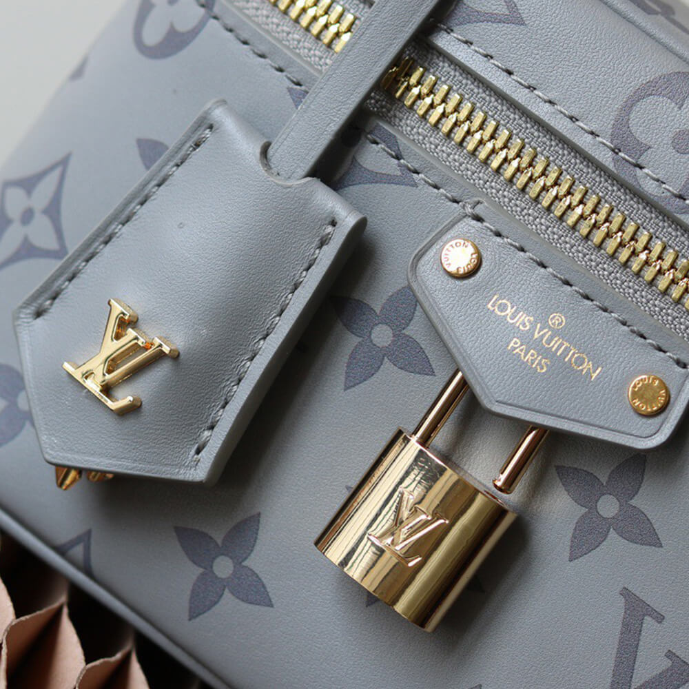 LV Vanity Chain Pouch Case Bag - Replica Luxury Bags™
