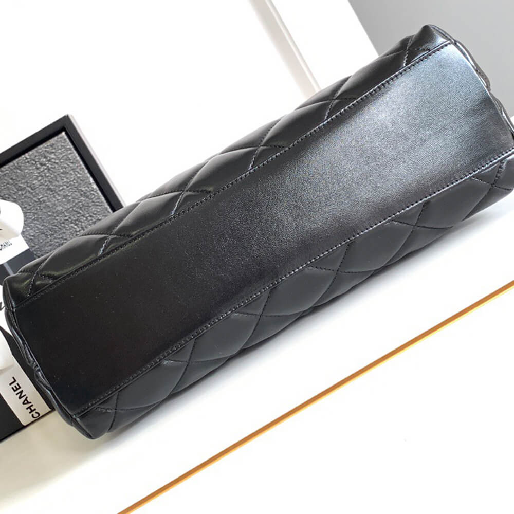 Chanel Large Hobo Bag - Replica Luxury Bags™